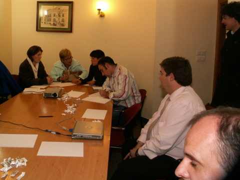 Argazkia: Eztabaida taldea Gernikan 