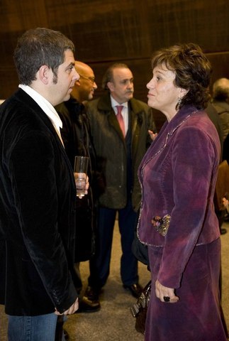 Foto: Josune Ariztondo Diputada Foral de Cultura con Kepa Junkera 